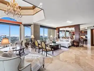 Elegantly Re-Imagined Corner Penthouse