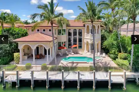 Model-perfect Custom Waterfront Estate