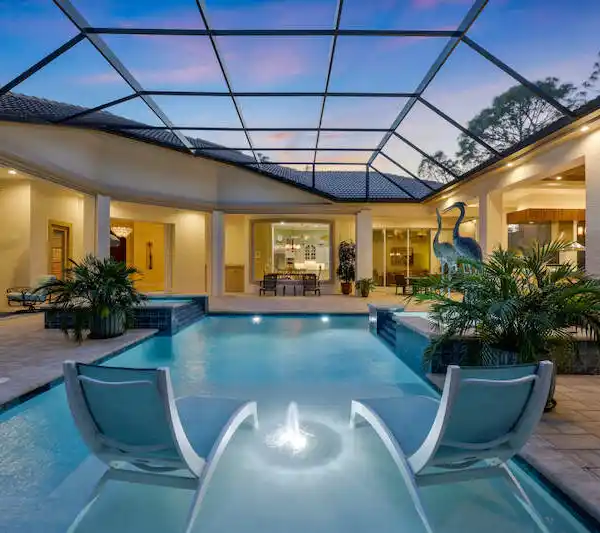 PRIVATE SANCTUARY SURROUNDED BY A NATURE PRESERVE