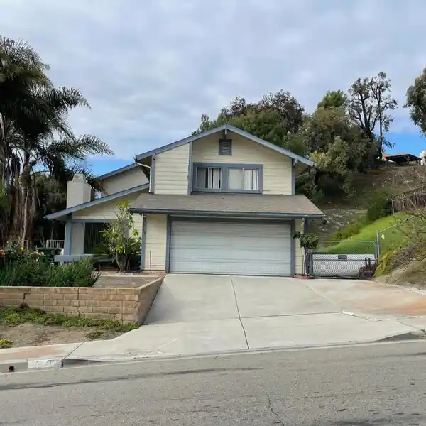 GREAT POTENTIAL ON A SPACIOUS LOT