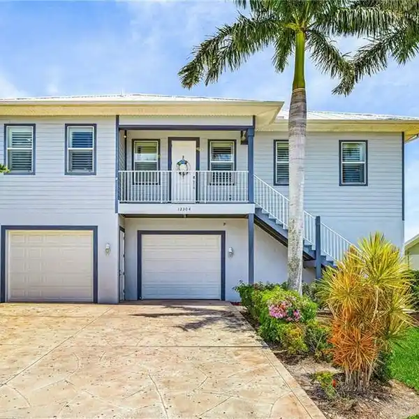 COASTAL LIVING IN MATLACHA ISLES
