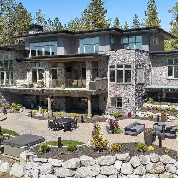 INCREDIBLE HOME WITH NO DETAIL OVERLOOKED