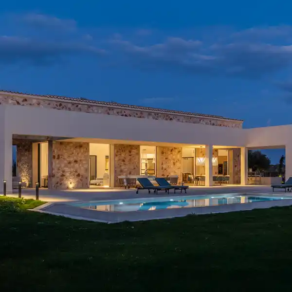 MODERN SEMI-DETACHED FINCA WITH NATURAL STONE WALLS AND POOL