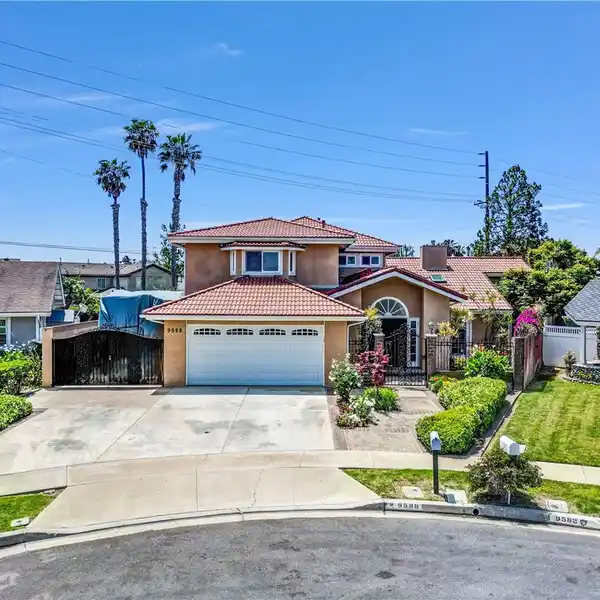 SPECTACULAR HOME ON A RARE END-OF-CUL-DE-SAC LOT
