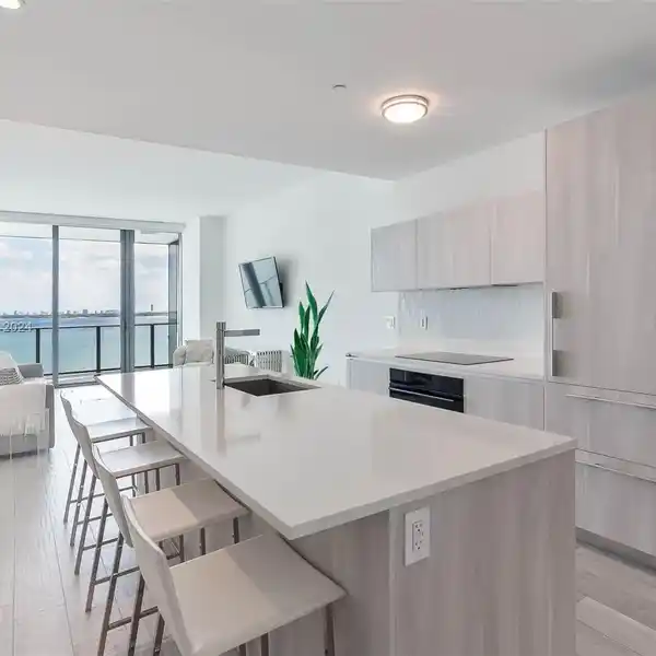 IMMACULATE WATER-VIEW RESIDENCE AT GRAN PARAISO MIAMI