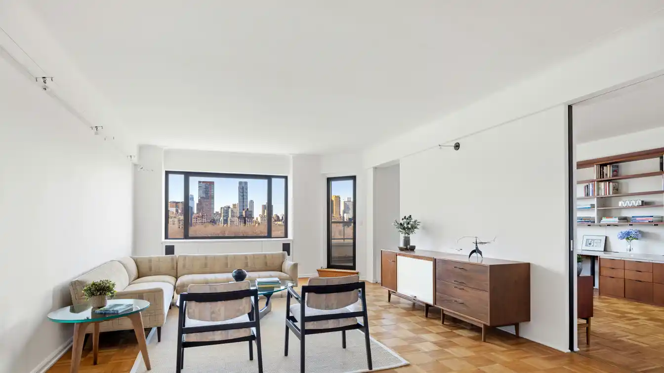 Grand Scale Two Bedroom in Premier Fifth Avenue Cooperative