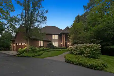 Unmatched Luxury and Privacy on All-Sports Deer Lake
