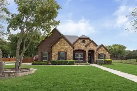 Stunning Resort-Style Estate