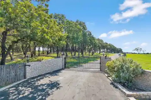 Exceptional 18.65-Acre Gated Estate
