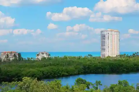 Incredible View Residence in a Unique Building