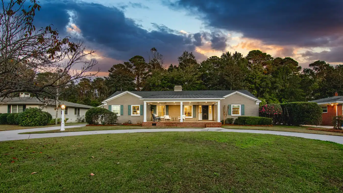Gorgeous Property in the Charming South Oleander Neighborhood