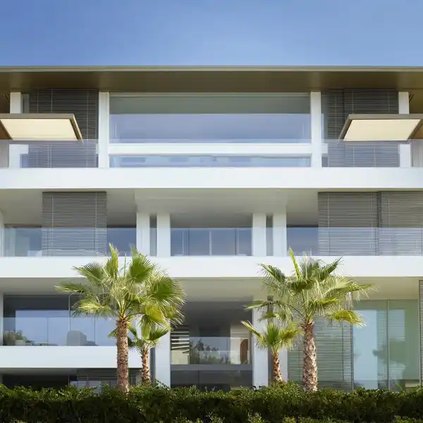 MODERN MAISONETTE - EXCEPTIONAL GROUND FLOOR APARTMENT