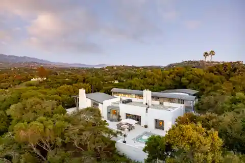 Elegant Contemporary Estate