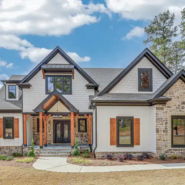 NEW LUXURY LAKEFRONT CONSTRUCTION IN CUMBERLAND ON LANIER
