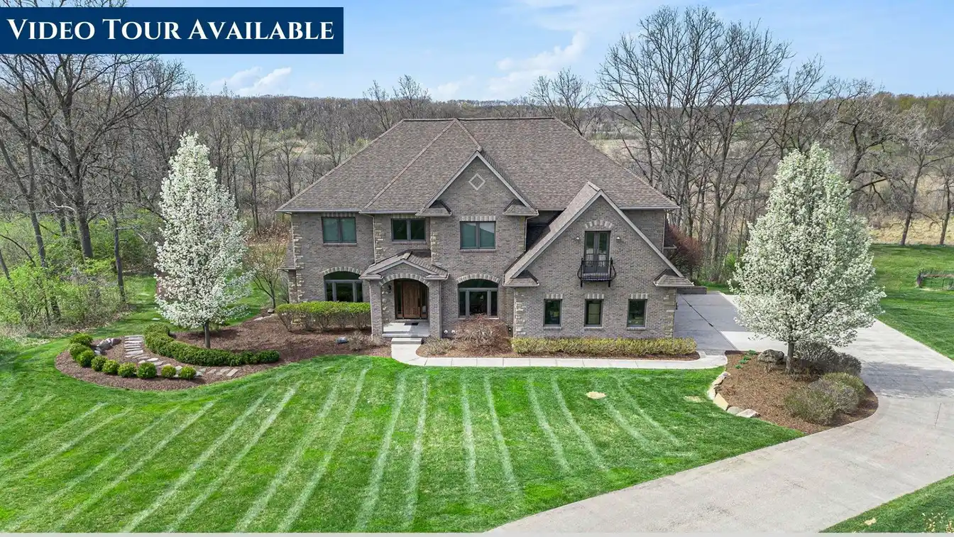 Executive Retreat on over 15 Acres