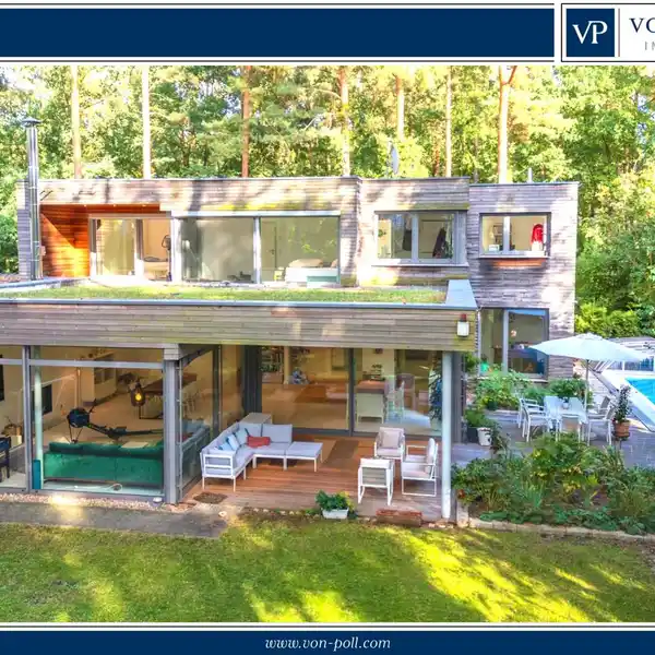 TOP-EQUIPPED BAUHAUS VILLA IN AN ENCHANTING FOREST AND LAKE LANDSCAPE