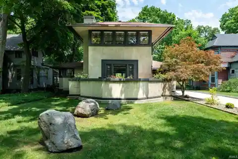 Frank Lloyd Wright Architectural Treasure