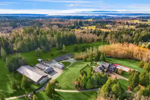 Unparalleled Resort-Style Private Estate