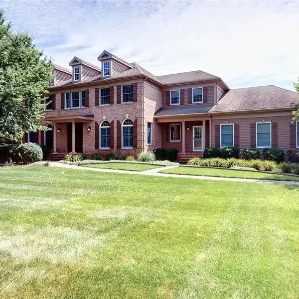 CLASSIC COLONIAL ELEGANCE IN PRESTIGIOUS FAR HILLS