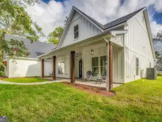 Brand-New Craftsman-Style Home on a Serene Peninsula