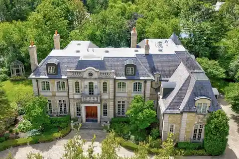 Magnificent North Shore All-Stone Estate