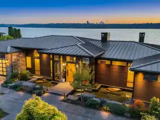 Luxury Lakefront Living Redefined