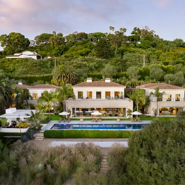 REMARKABLE TWO-PLUS-ACRE OCEAN VIEW ESTATE