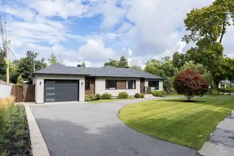 Rebuilt Bungalow in Sought-After Pointe-Claire South