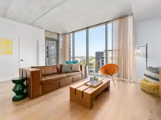 Stunning Corner Residence at Natiivo Austin