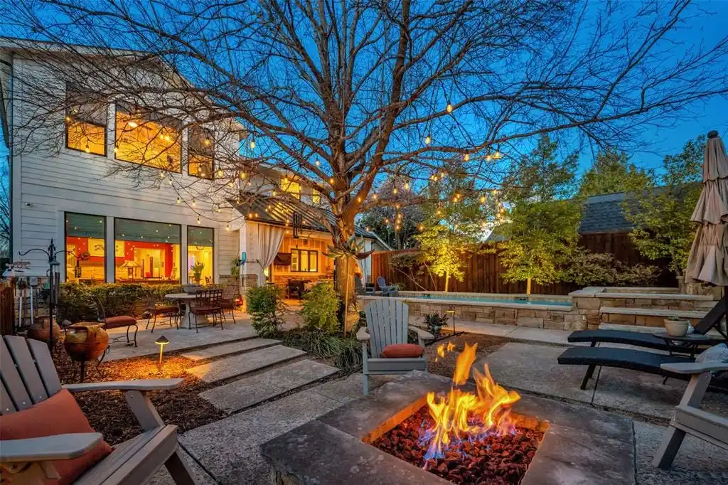 Luxury Living with Unmatched Convenience in Lakewood Heights