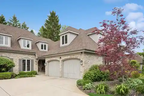 Impeccably Curated Tartan Ridge Townhome