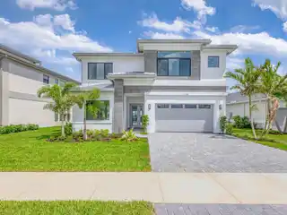 Exquisite Palm Beach Gardens Retreat with Gourmet Kitchen