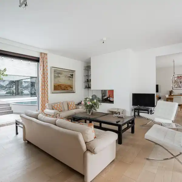 SUMPTUOUS VILLA IN SOUGHT-AFTER CHêNE-BOUGERIES