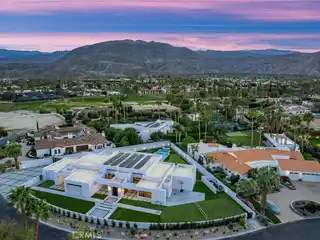 Modern Luxury in Prestigious Clancy Lane Estates