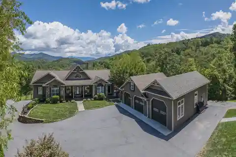 Custom-Built Blue Ridge Mountain Estate