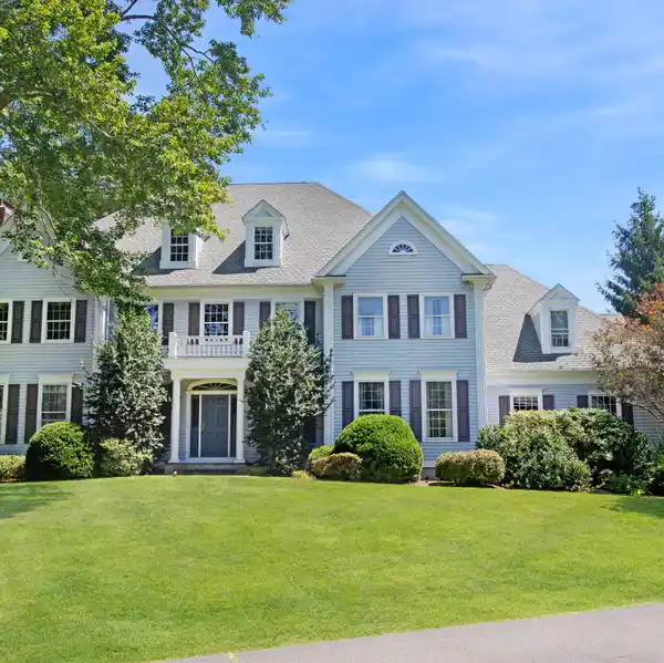 CLASSIC COLONIAL ON THREE GORGEOUS ACRES