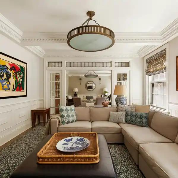 REFRESHED CARNEGIE HILL CLASSIC