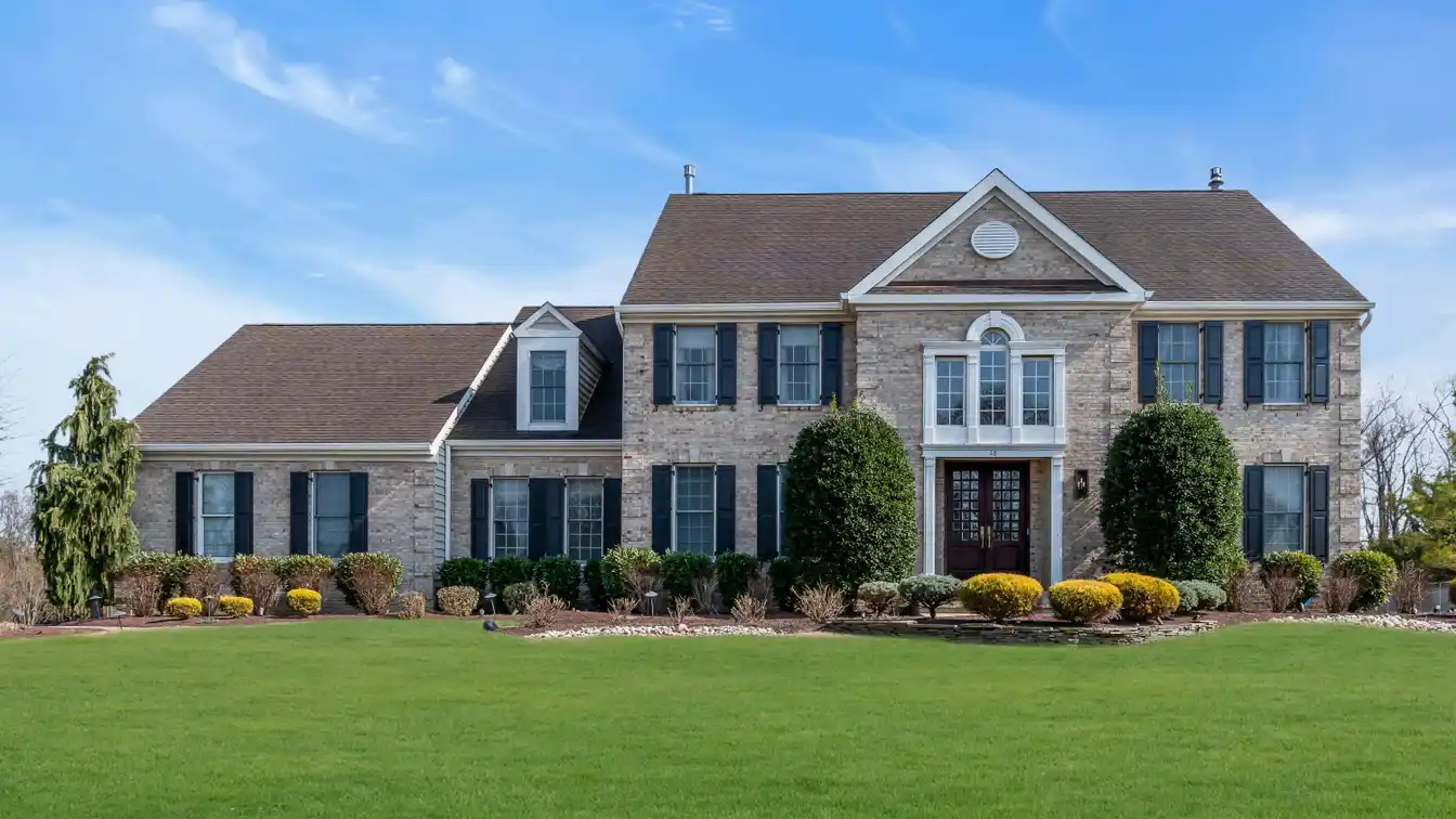 Elegant Custom Colonial Home in Ideal Willowbrook Community