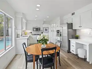 Pool Home in Sought-after Wagon Wheel Canyon