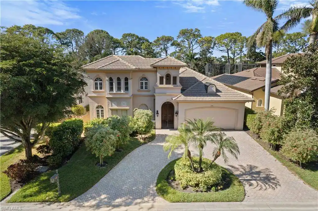 Courtyard-style Estate in Coveted Audubon Golf & Country Club