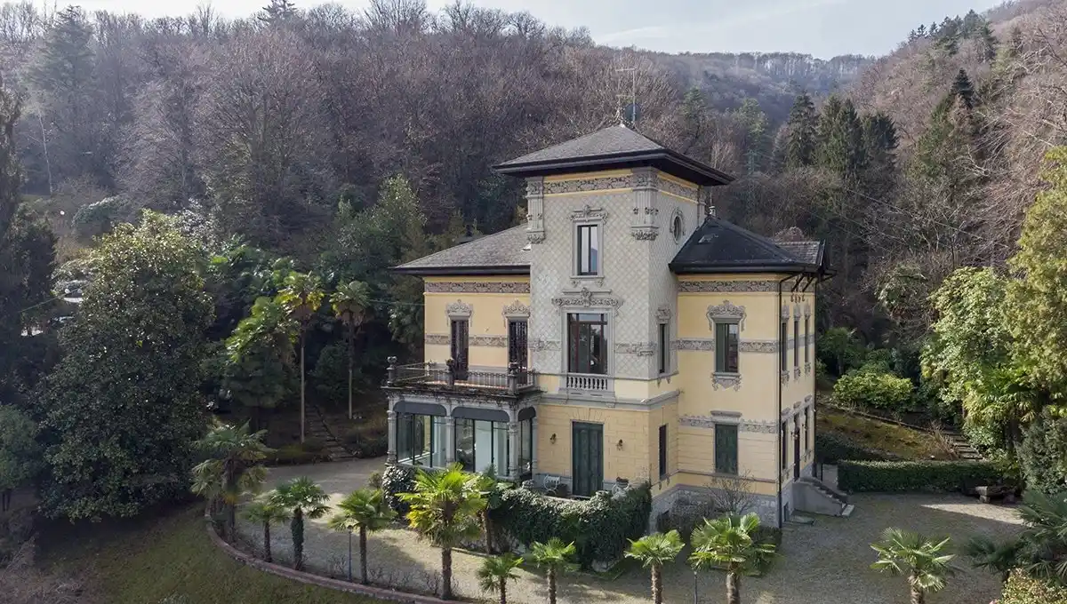 Historic Italian Villa in Art Nouveau Style