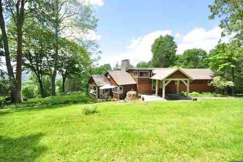 Historic Artist's Home with Scenic Views