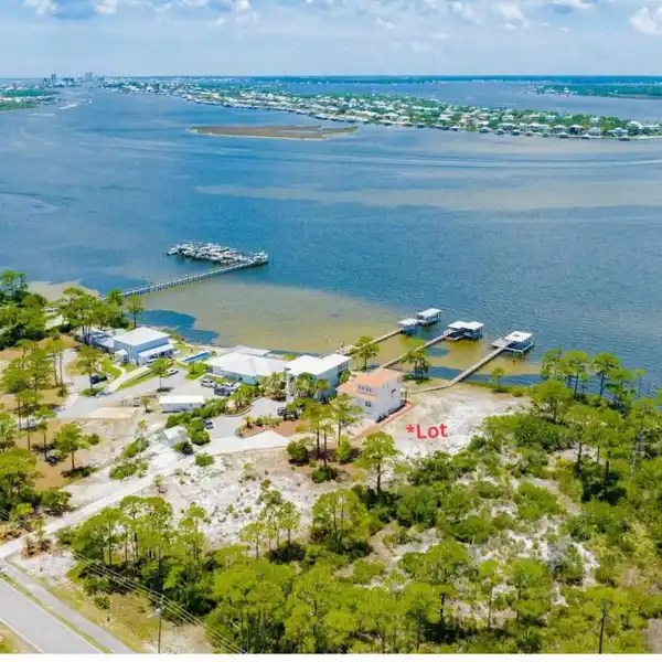 WATERFRONT PARADISE ON RIVER ROAD AWAITS