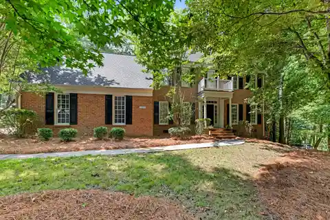 Gorgeous Full Brick Home in a Prime Location