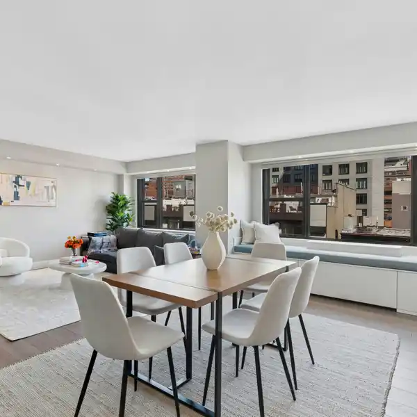 BEAUTIFULLY RENOVATED RESIDENCE IN THE ST. MARK