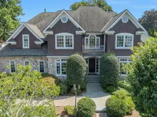 Elegant Shippan Point Home with Private Beach Access