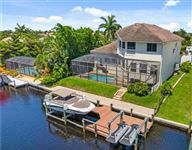 SUPERIOR GULF-ACCESS POOL HOME