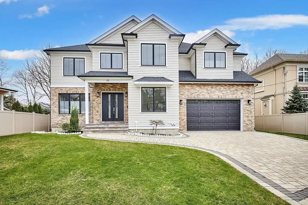 Meticulously Designed Luxury Home