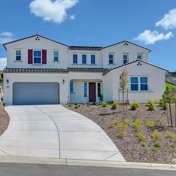 METICULOUSLY CRAFTED BRAND-NEW HOME