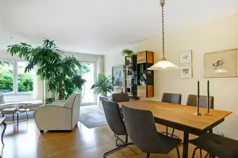 Spacious and Comfortable Home in a Quiet Location